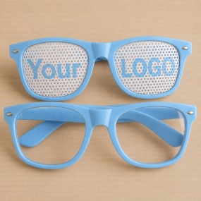 Lochbrille bedrucken lassen – JGA Rasterbrille mit eige...