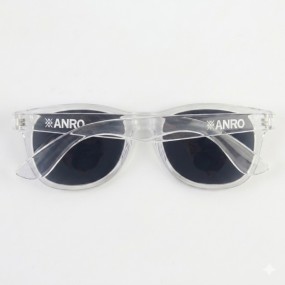 Transparente Sonnenbrille mit individuellem Logo-Druck